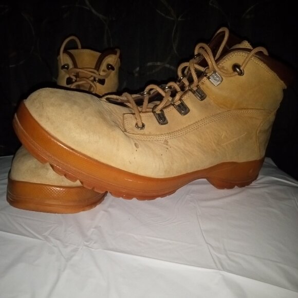 Nike ACG Boots 2010 SC: 303833-221 - Tan - Picture 1 of 8